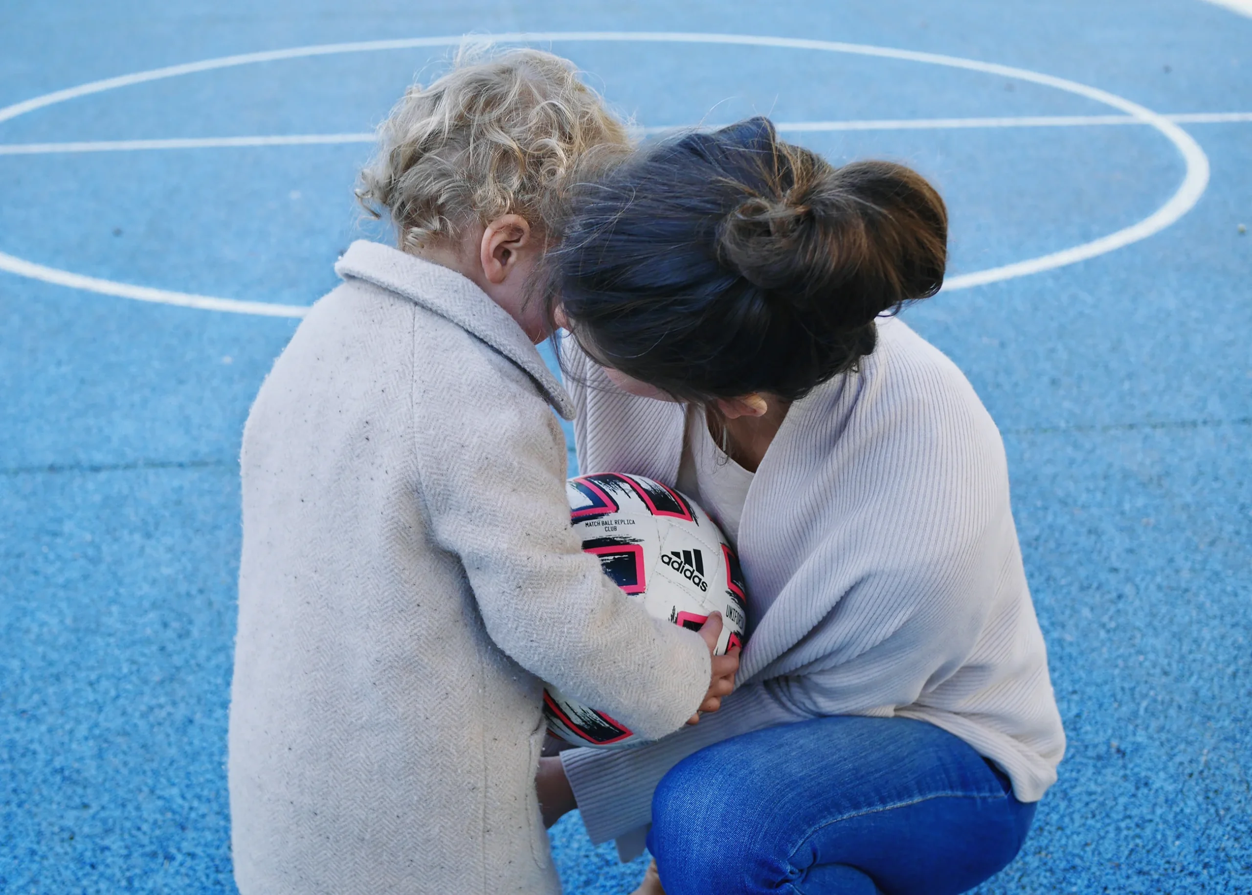 Massive Care biedt gezinsbegeleiding en ondersteuning voor moeilijke tijden, met praktische hulp en ondersteuning op maat.